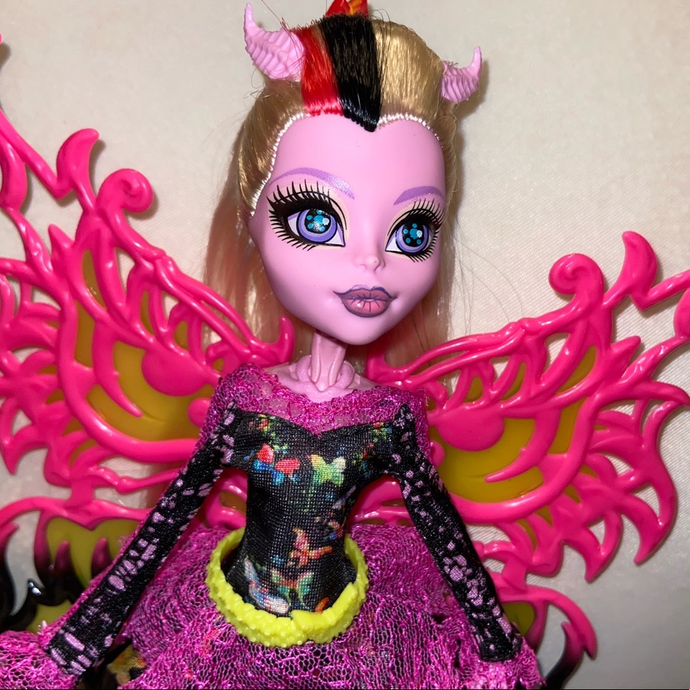 Monster high exclusive doll (RARE) barley touched